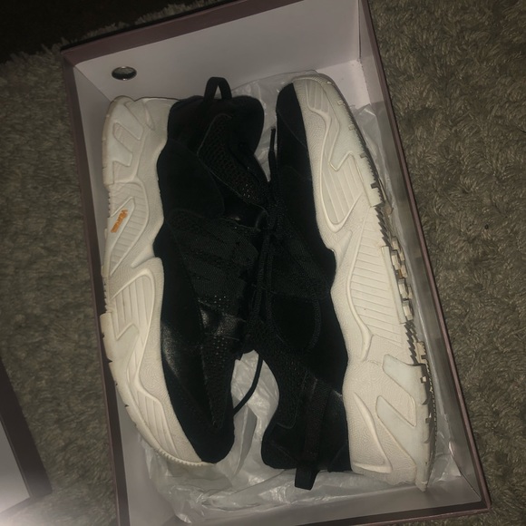 Clearweather high end skate shoes - Picture 2 of 5